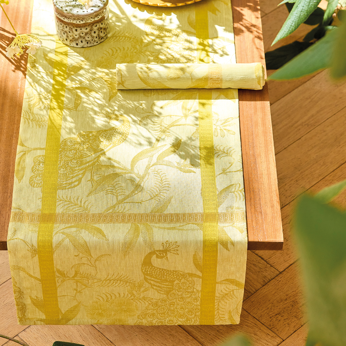 L'Orangeraie French linen Table Runner- Jan de Luz Linens